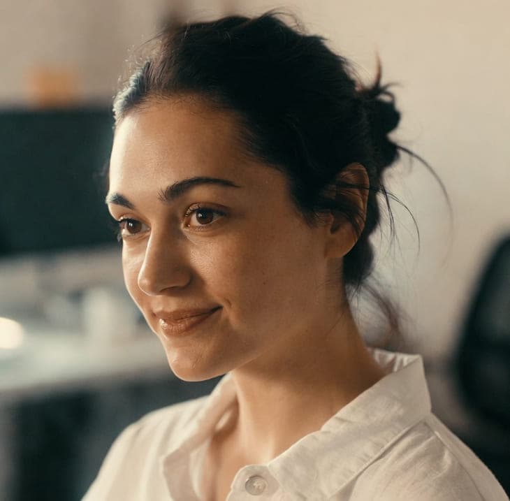 Elena V.